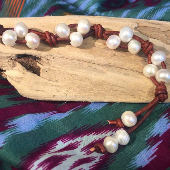 Rincon Real Pearl & Leather Bracelet - Picture 3 of 6